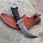 Handmade Damascus steel Beautiful Karambit knife - Image 2