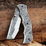 Handmade beautiful Engraved Folding knife - Image 3