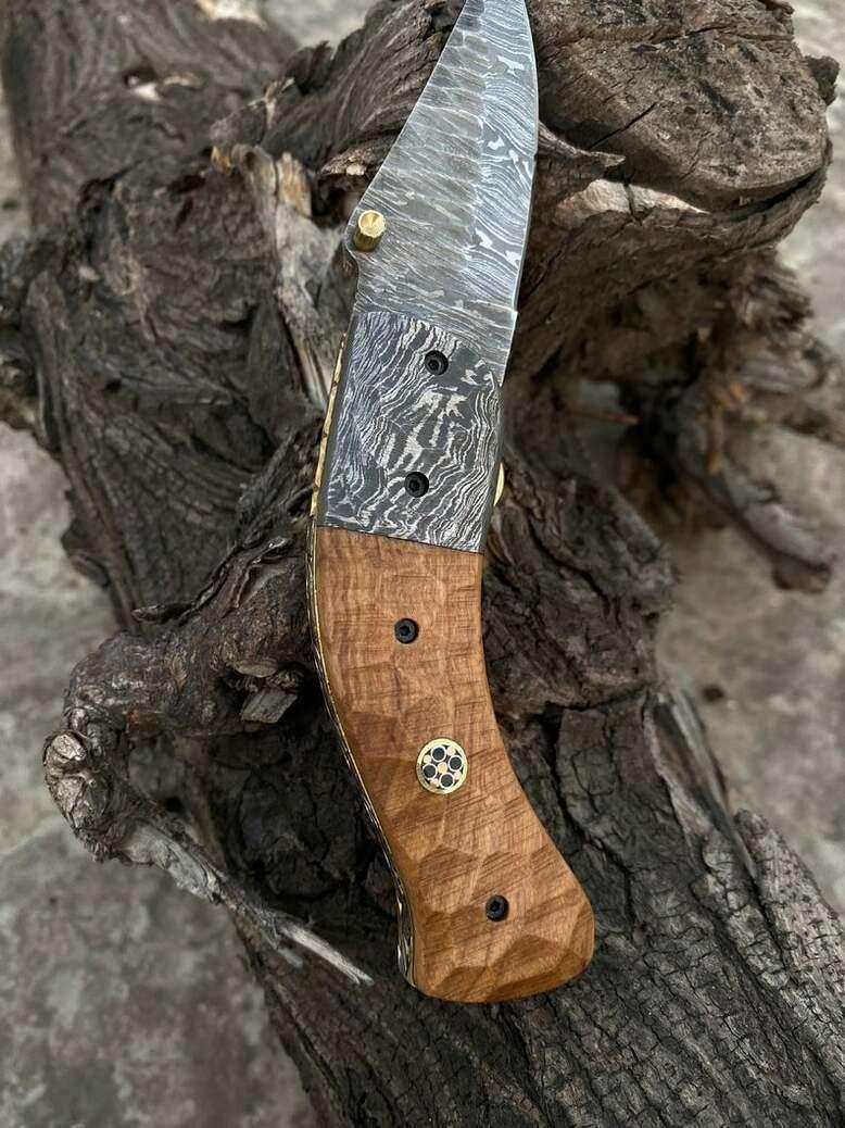 handmade damascus folding knife - Image 3