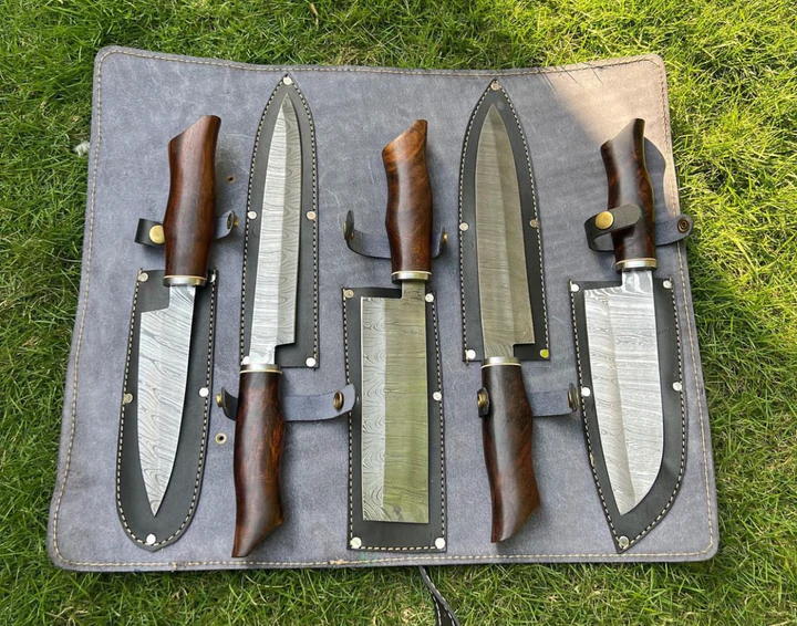 5 PIECES CUSTOM MADE DAMASCUS STEEL CHEF KNIVES SET - Image 1